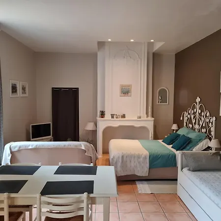 Le Prieure - Jusqu'a 4 Personnes Apartment Villeneuve-les-Beziers